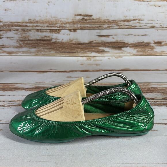 TIEKS Emerald Patent Ballet Flats – Foldable, Women’s Size 10, Teal Sole - Picture 1 of 13